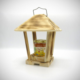 Lanterna in legno con miele